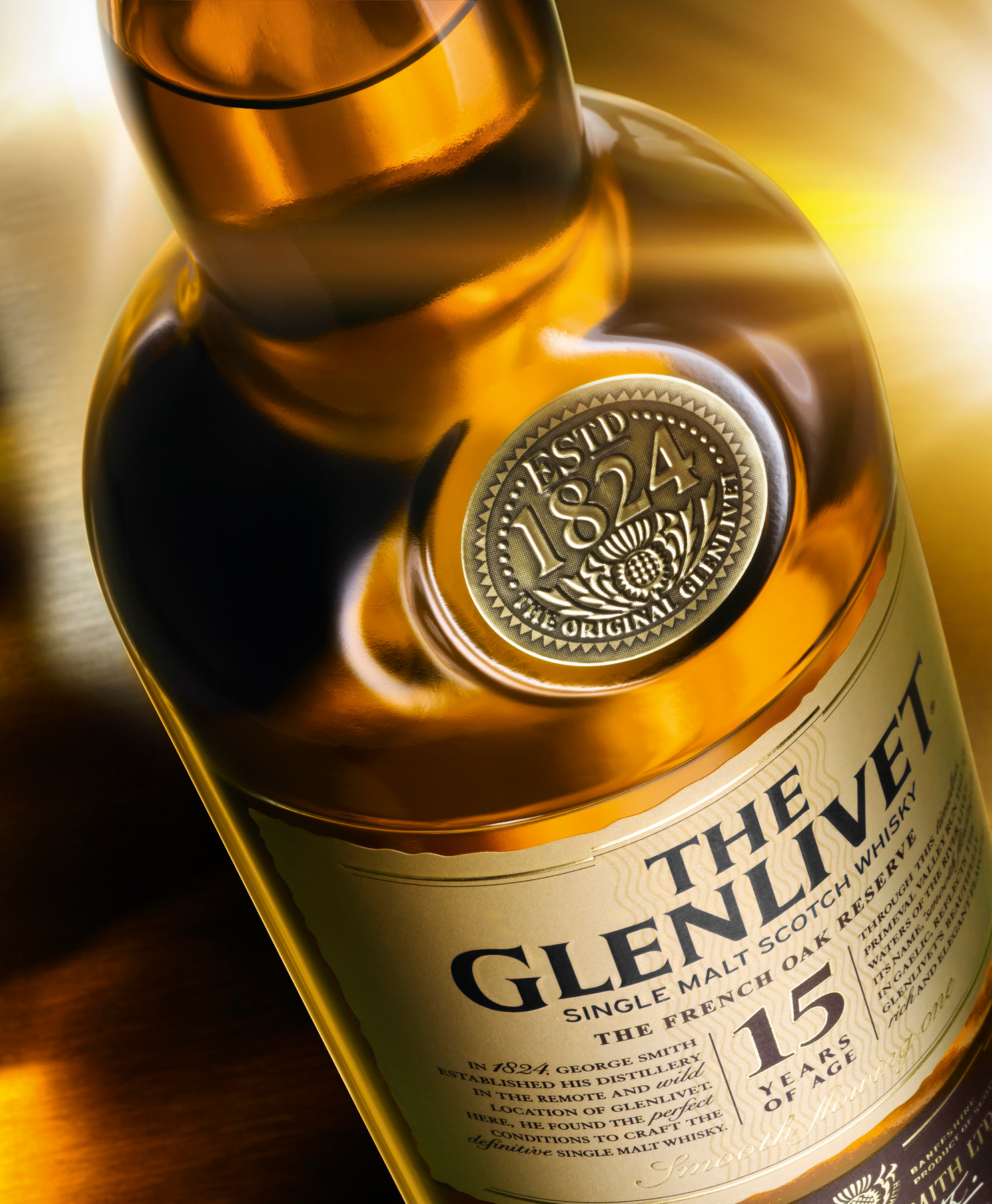 The year of the french. Glenlivet 15. Glenlivet 15y French Oak. Glenlivet 15 лет. Виски алкогольные напитки.
